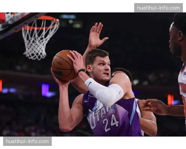 湖人场均盖帽6.5次联盟第二 内线防守威慑力覆盖整个禁区